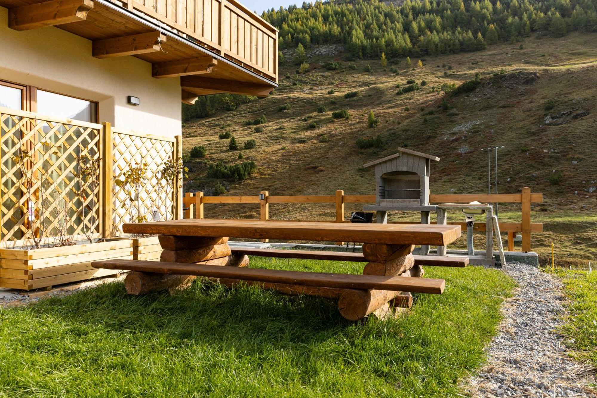 Baita Noemi Apartamento Livigno Exterior foto